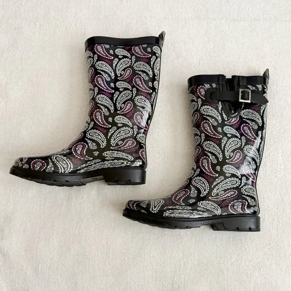 Paisley Rubber Rain Boots Black Purple - Picture 1 of 13